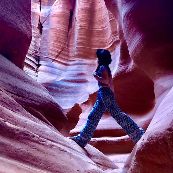 Meet your Posher, Mia C. - Picture 3 of 4