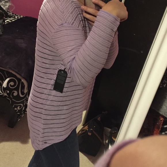 NWT Guess Hi Lo Mesh Stripe Top - Picture 2 of 4