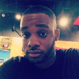 Meet your Posher, Dee