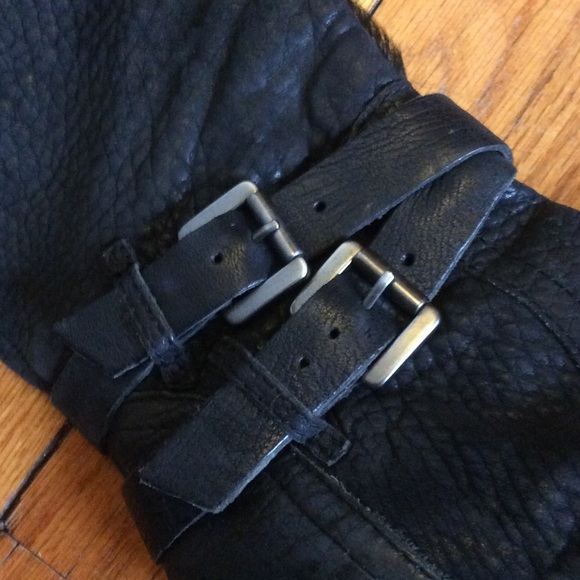 Boots - Picture 2 of 3