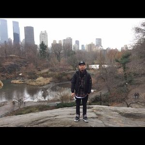 Meet your Posher, Adam