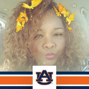 Meet your Posher, Latisha