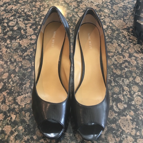 Black Peep Toe Pump