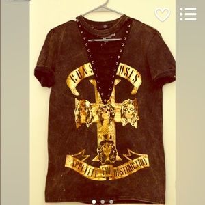 GUNS AND ROSES LACE UP T