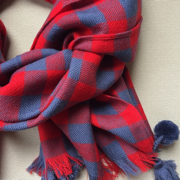 sale | HP • j crew • buffalo check wool scarf - Picture 2 of 3