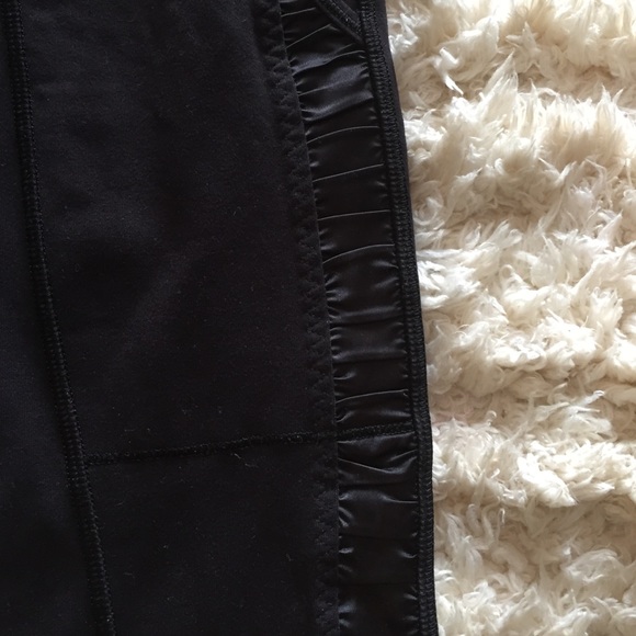 Lululemon Practice Daily Pant - Picture 2 of 4