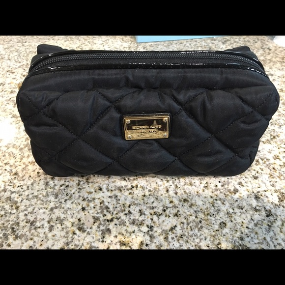Makeup bag