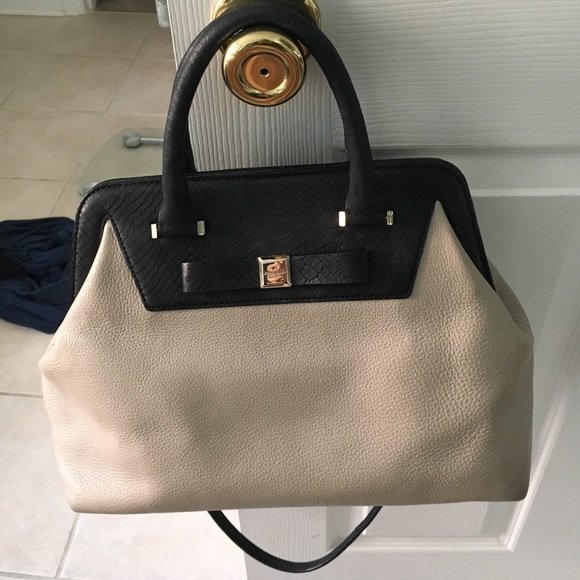Kate Spade bag in cream and black