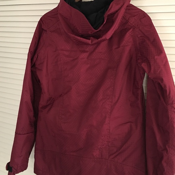 686 Snowboarding Jacket - image 3