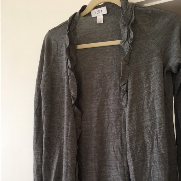 Ann Taylor grey sweater