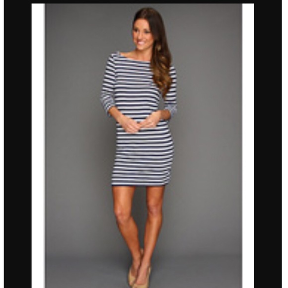 Lilly Pulitzer Dresses & Skirts - Lilly Pulitzer Cassie Navy White Tunic Dress