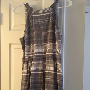 Stripped dress with keyhole cut out back