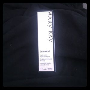 Mary Kay Timewise liquid foundation
