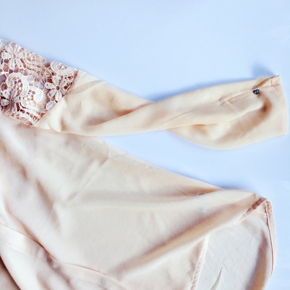 🍓Brand new Stella Jamie silk lace blouse - Picture 3 of 3