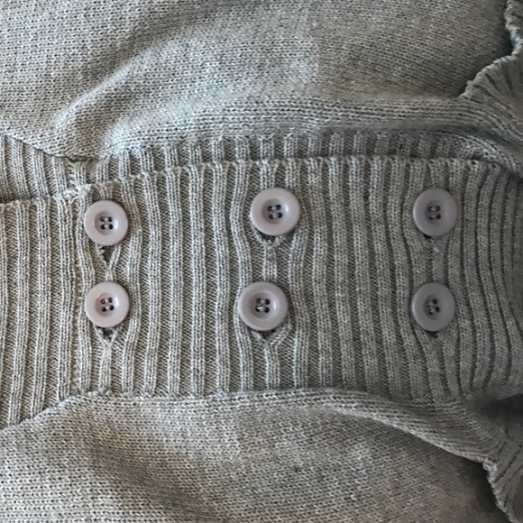 Grey button sweater - Picture 3 of 4