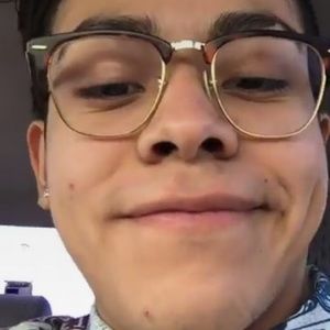 Meet your Posher, Roy