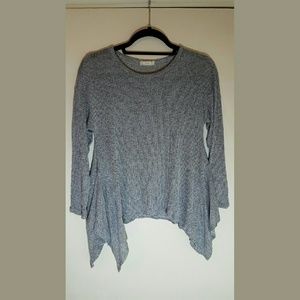 SOPRANO knit sharkbite sweater.