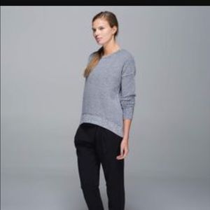 Lululemon yogi crew sweater