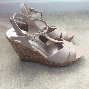 Madden Girl nude wedges