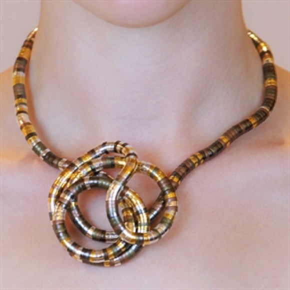 Le Twist Sculptable Jewelry ~ Multi-Metal Color - Picture 2 of 4