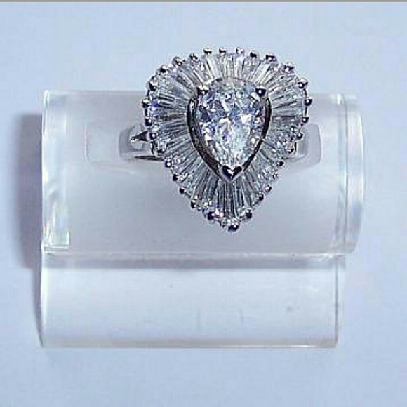 Liz Taylor Cocktail Ring Vintage