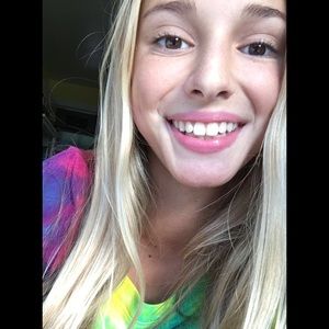 Meet your Posher, Hannah