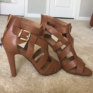 Tan Heels