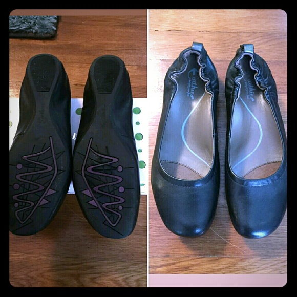 Earthies Tolo black leather flats