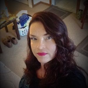 Meet your Posher, Marla