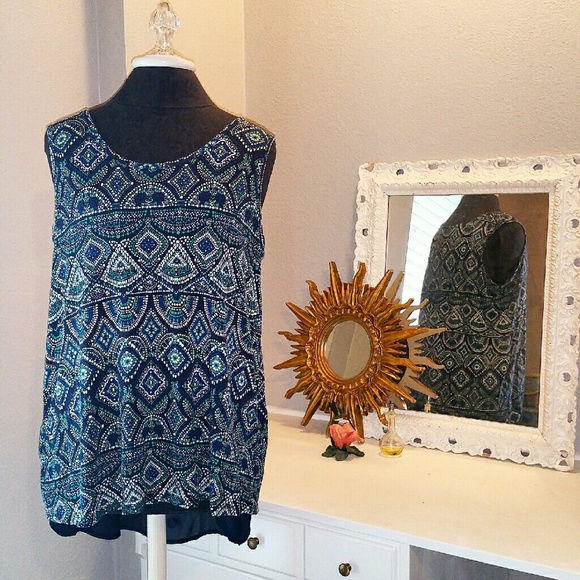 Navy, Green, and White Sleeveless Blouse