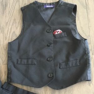 Pinstripe vest w/ pocket napkin and solid pants