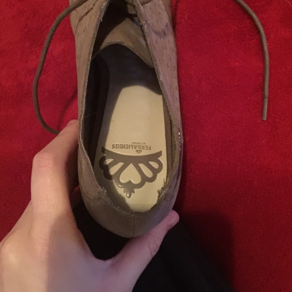 Tan Wedges - Picture 3 of 3