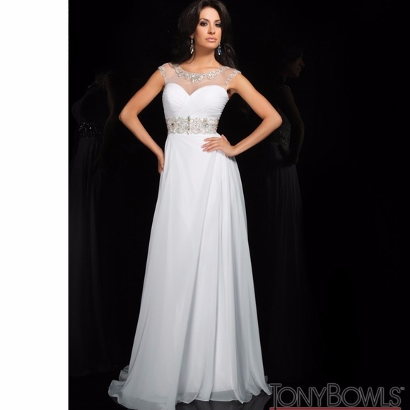 Cap Sleeve A-Line Gown by Tony Bowls Le Gala - Picture 1 of 5