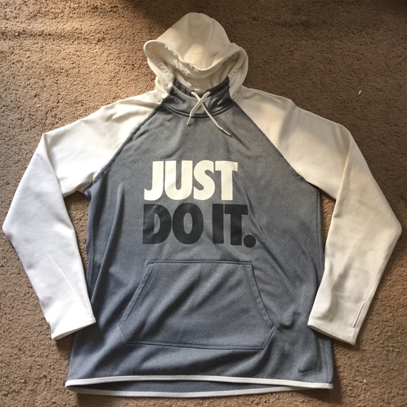 Nike Therma-Fit Colorblock Hoodie