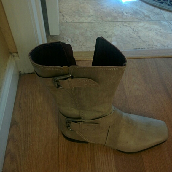 True Religion boots!