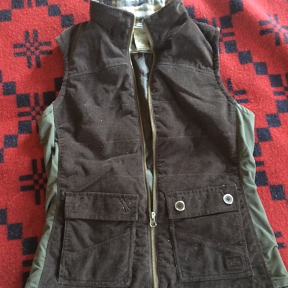 ❌SOLD❌REI vest size small