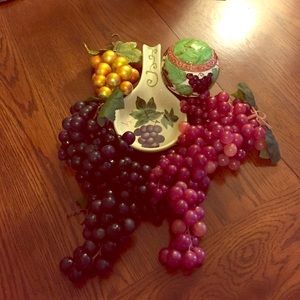 Tuscan grape assortment lot