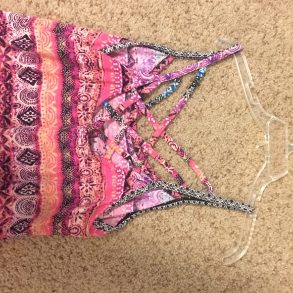 Fun summer dress - Picture 3 of 3