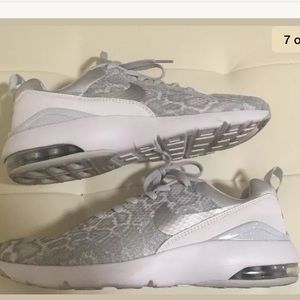nike air max siren snake print