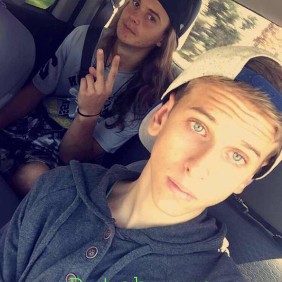 Meet your Posher, Mitchell - Picture 1 of 1