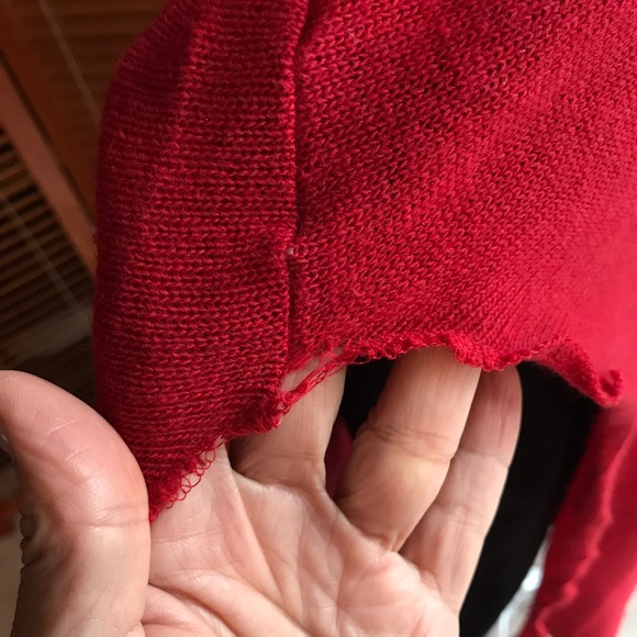 Red Poncho - Picture 4 of 4