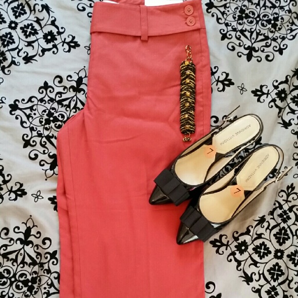 LOFT cropped pants