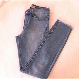High-waisted denim skinny jeans