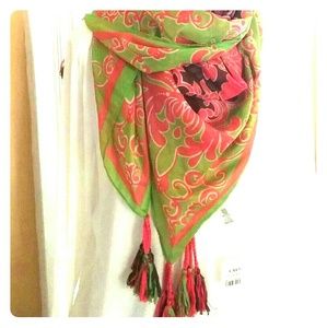 Silky polyester 40x40 square scarf