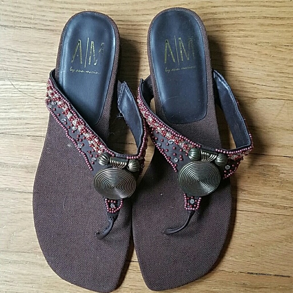 Beaded sandals - Picture 1 of 4