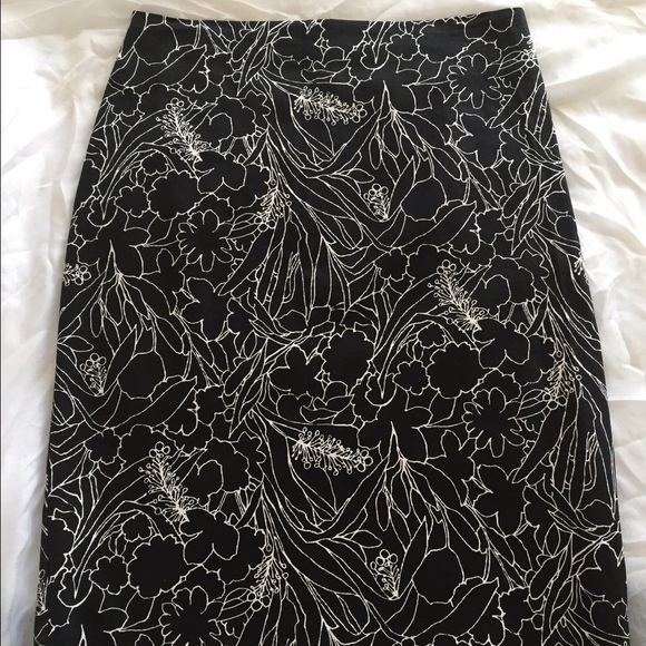 Black Pencil Skirt - White Floral Print