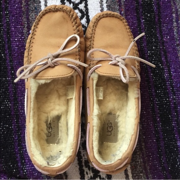 Ugg mocassins