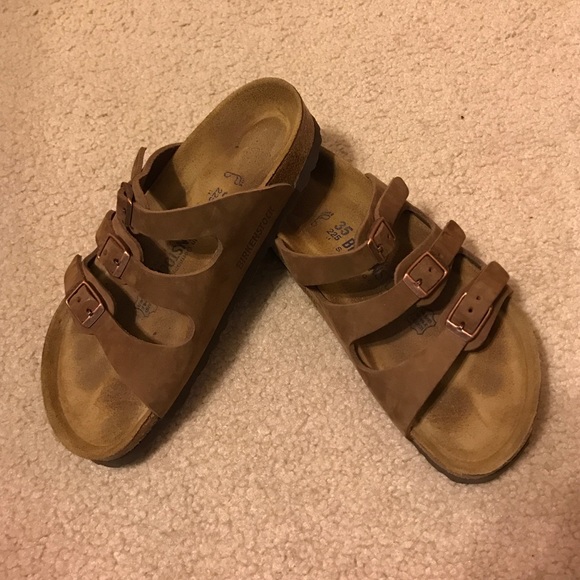 BIRKENSTOCKS FOR SALE! Size 35-translates to sz. 5