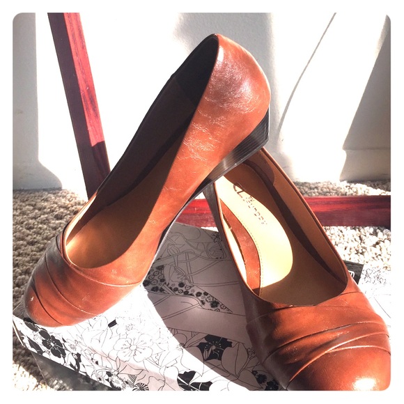 Chinese Laundry Melanie wedge in Cognac