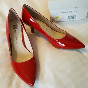 Anne Klein iflex red patent heels size 7m